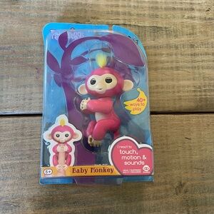 Fingerlings Pink Baby Monkey